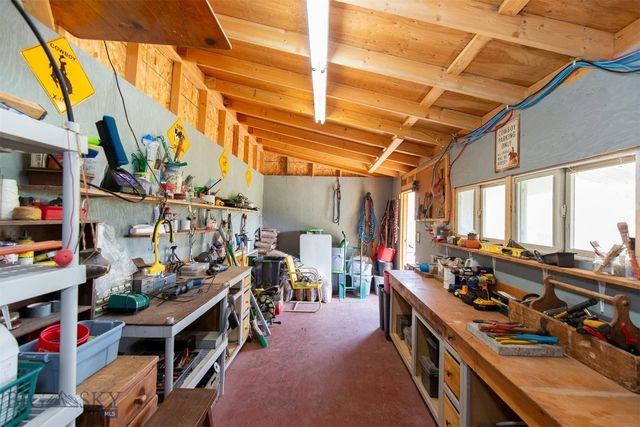 49 Redtail Hawk Road, Mcallister, MT 59740