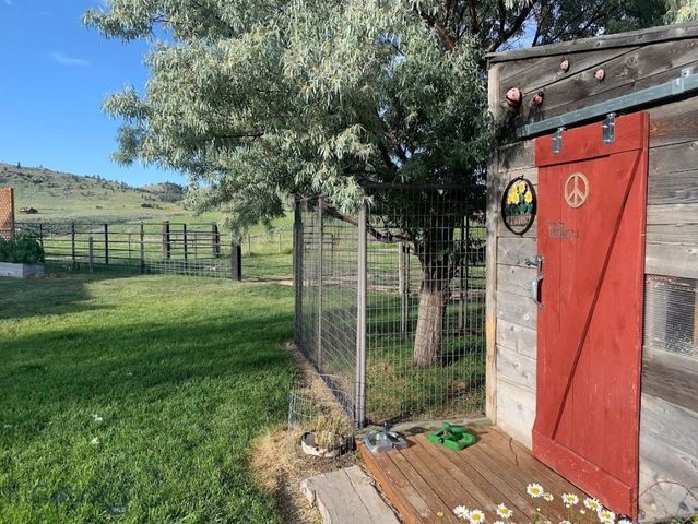 49 Redtail Hawk Road, Mcallister, MT 59740