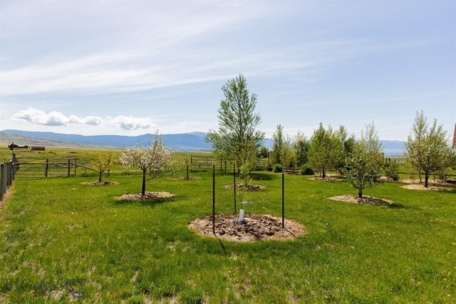 49 Redtail Hawk Road, Mcallister, MT 59740