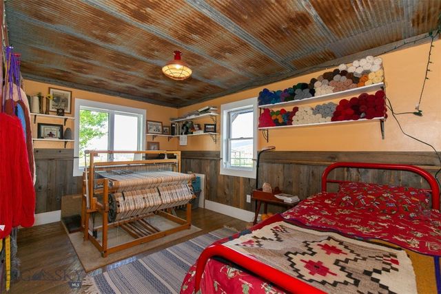 49 Redtail Hawk Road, Mcallister, MT 59740