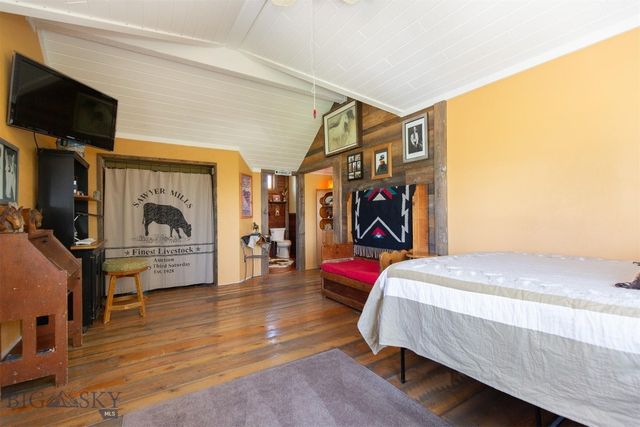 49 Redtail Hawk Road, Mcallister, MT 59740