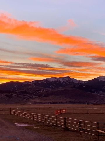 49 Redtail Hawk Road, Mcallister, MT 59740