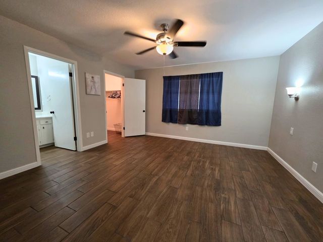 209 E Eller Avenue, Crowley, TX 76036