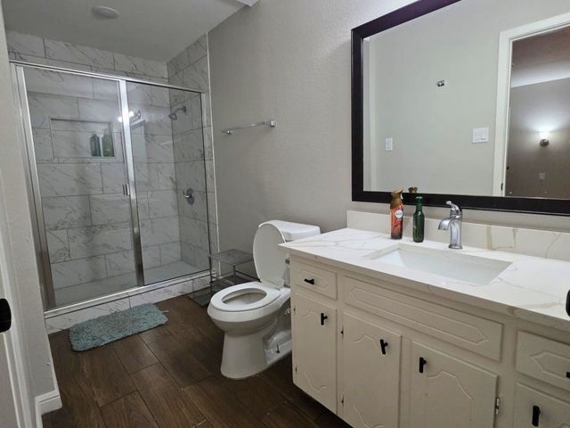 209 E Eller Avenue, Crowley, TX 76036