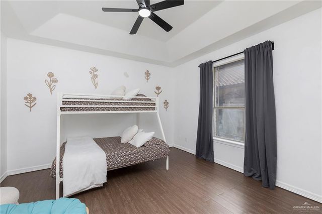 107 E Esperanza Avenue, Mission, TX 78574