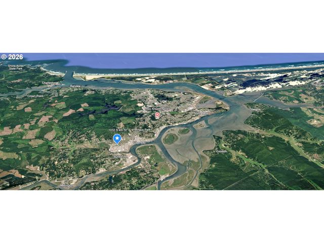 1032 S 4th St, Coos Bay, OR 97420