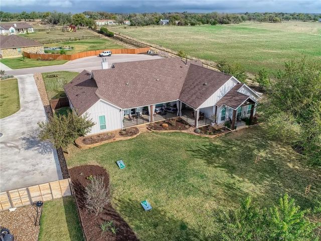 132 Huerta RD, Florence, TX 76527