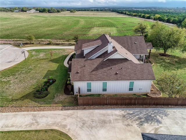 132 Huerta RD, Florence, TX 76527