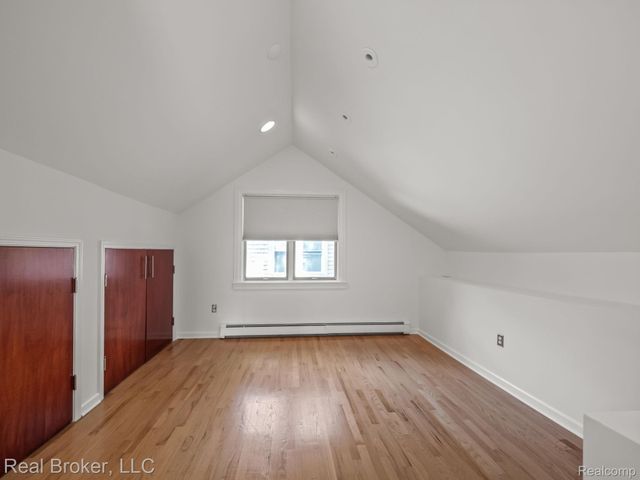 1574 Cole Street, Birmingham, MI 48009