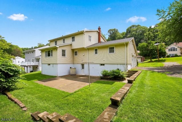 378 FOREST HILL WAY, Mountainside Boro, NJ 07092