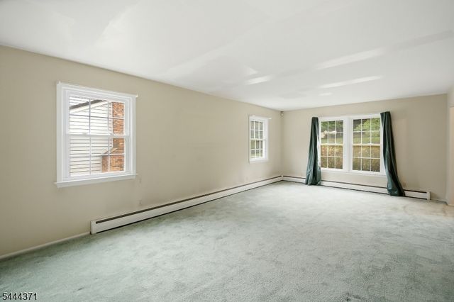 378 FOREST HILL WAY, Mountainside Boro, NJ 07092