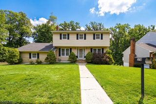 378 FOREST HILL WAY, Mountainside Boro, NJ 07092
