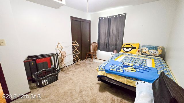 824 & 820 E 12th Street S, Newton, IA 50208