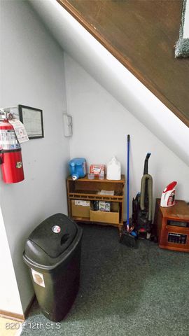 824 & 820 E 12th Street S, Newton, IA 50208