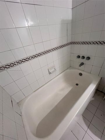 271 NW 177th St B-205, Miami Gardens, FL 33169