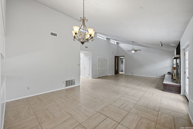 10914 Link, San Antonio, TX 78213