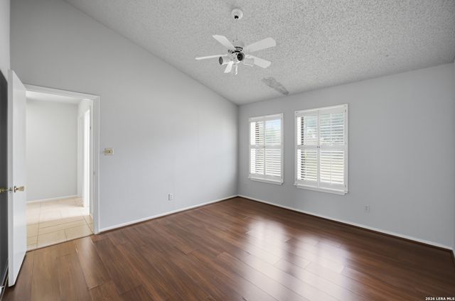 10914 Link, San Antonio, TX 78213