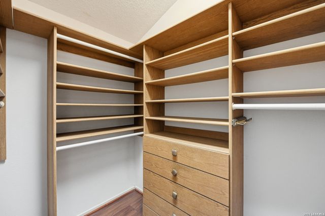 10914 Link, San Antonio, TX 78213