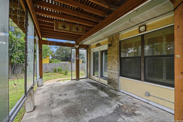 10914 Link, San Antonio, TX 78213