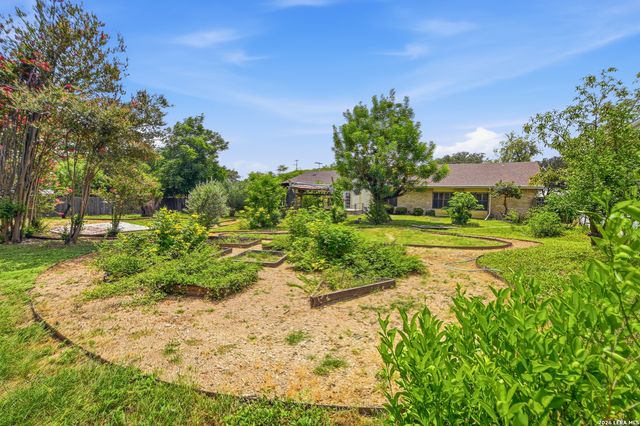 10914 Link, San Antonio, TX 78213