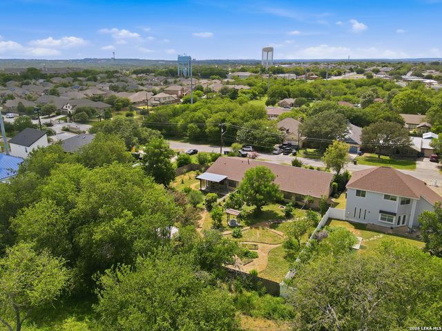 10914 Link, San Antonio, TX 78213