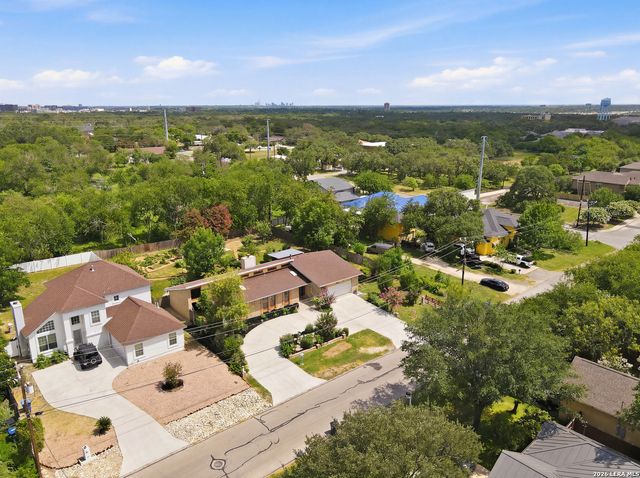 10914 Link, San Antonio, TX 78213
