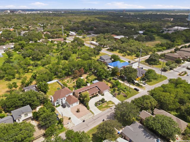 10914 Link, San Antonio, TX 78213