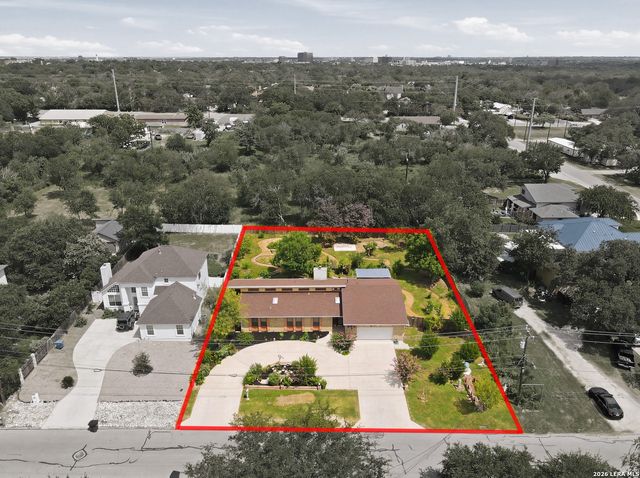 10914 Link, San Antonio, TX 78213
