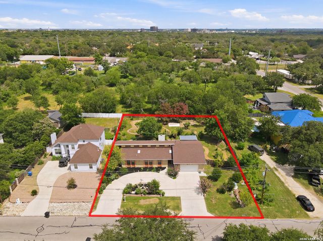 10914 Link, San Antonio, TX 78213