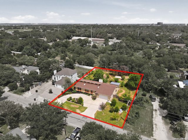 10914 Link, San Antonio, TX 78213