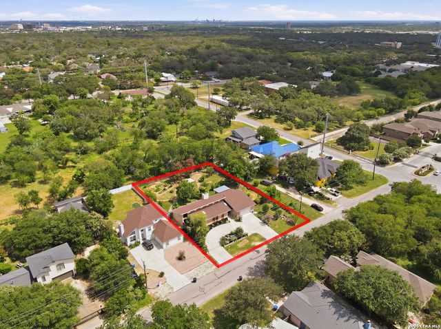 10914 Link, San Antonio, TX 78213