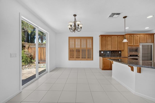 3019 Palmate Way, Sacramento, CA 95834