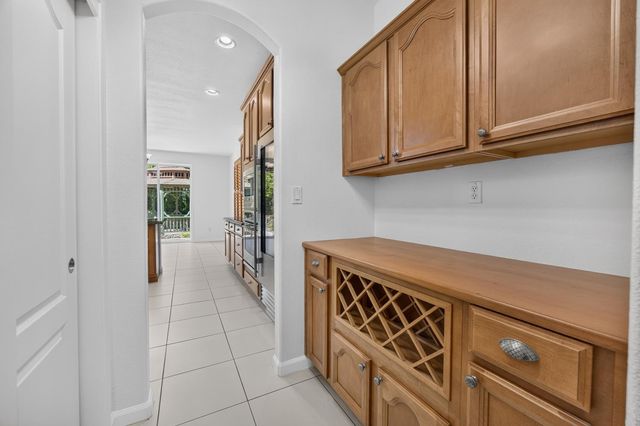 3019 Palmate Way, Sacramento, CA 95834