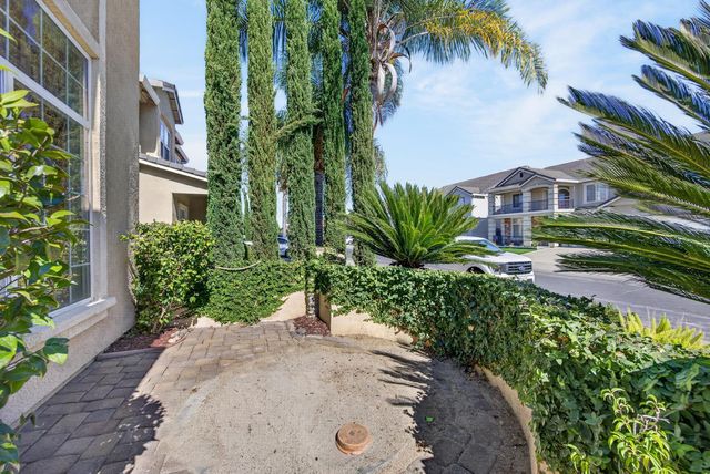 3019 Palmate Way, Sacramento, CA 95834