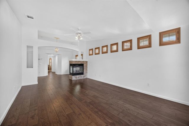 3019 Palmate Way, Sacramento, CA 95834