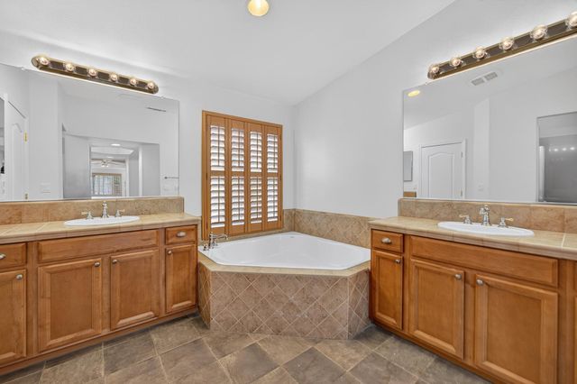 3019 Palmate Way, Sacramento, CA 95834