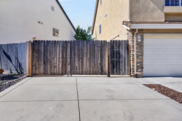 3019 Palmate Way, Sacramento, CA 95834