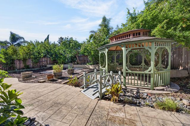 3019 Palmate Way, Sacramento, CA 95834