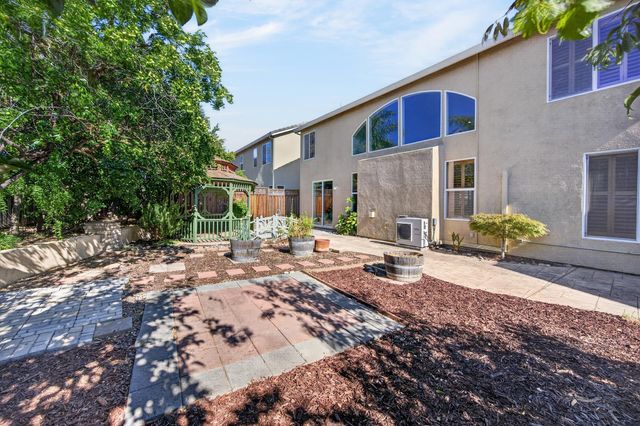 3019 Palmate Way, Sacramento, CA 95834