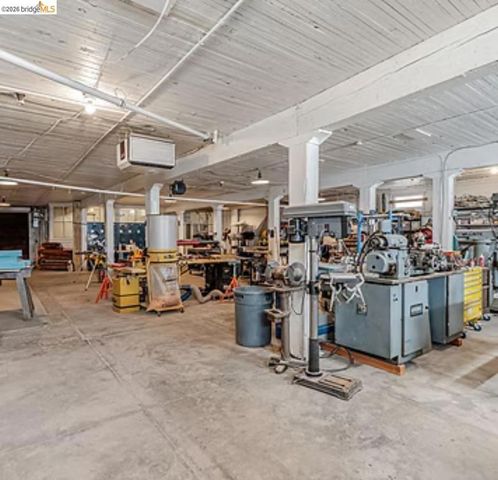 1649 12th Avenue, Oakland, CA 94606