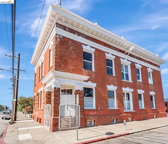 1649 12th Avenue, Oakland, CA 94606