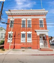 1649 12th Avenue, Oakland, CA 94606