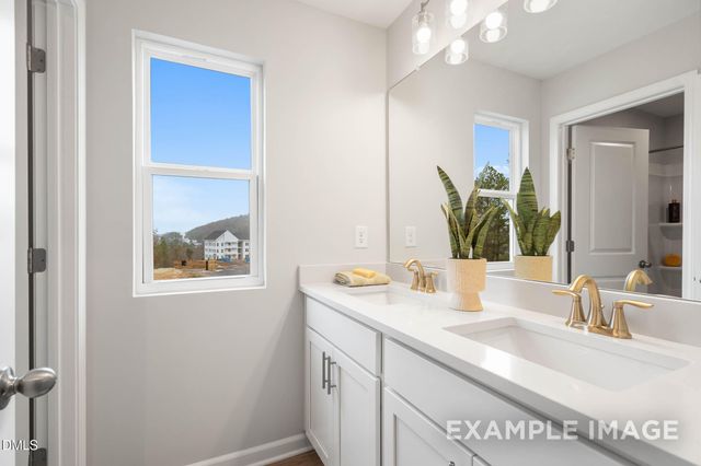 89 Chancellor Drive, Lillington, NC 27546
