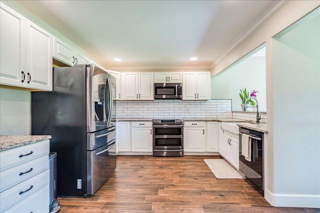 13311 Briar Hollow DR, Austin, TX 78729