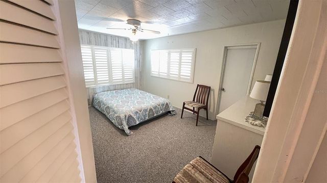 4851 W GANDY BOULEVARD B12L28, Tampa, FL 33611