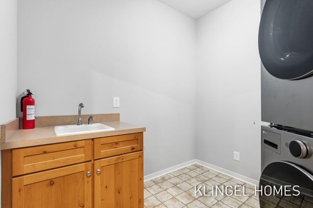 16480 Springvale Court 55, Ferrysburg City, MI 49456