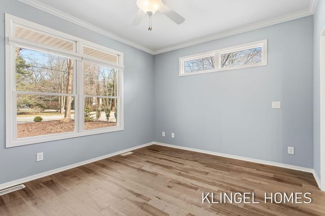 16480 Springvale Court 55, Ferrysburg City, MI 49456