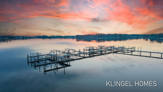 16480 Springvale Court 55, Ferrysburg City, MI 49456