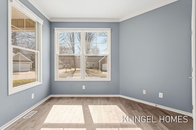 16480 Springvale Court 55, Ferrysburg City, MI 49456