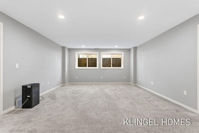 16480 Springvale Court 55, Ferrysburg City, MI 49456